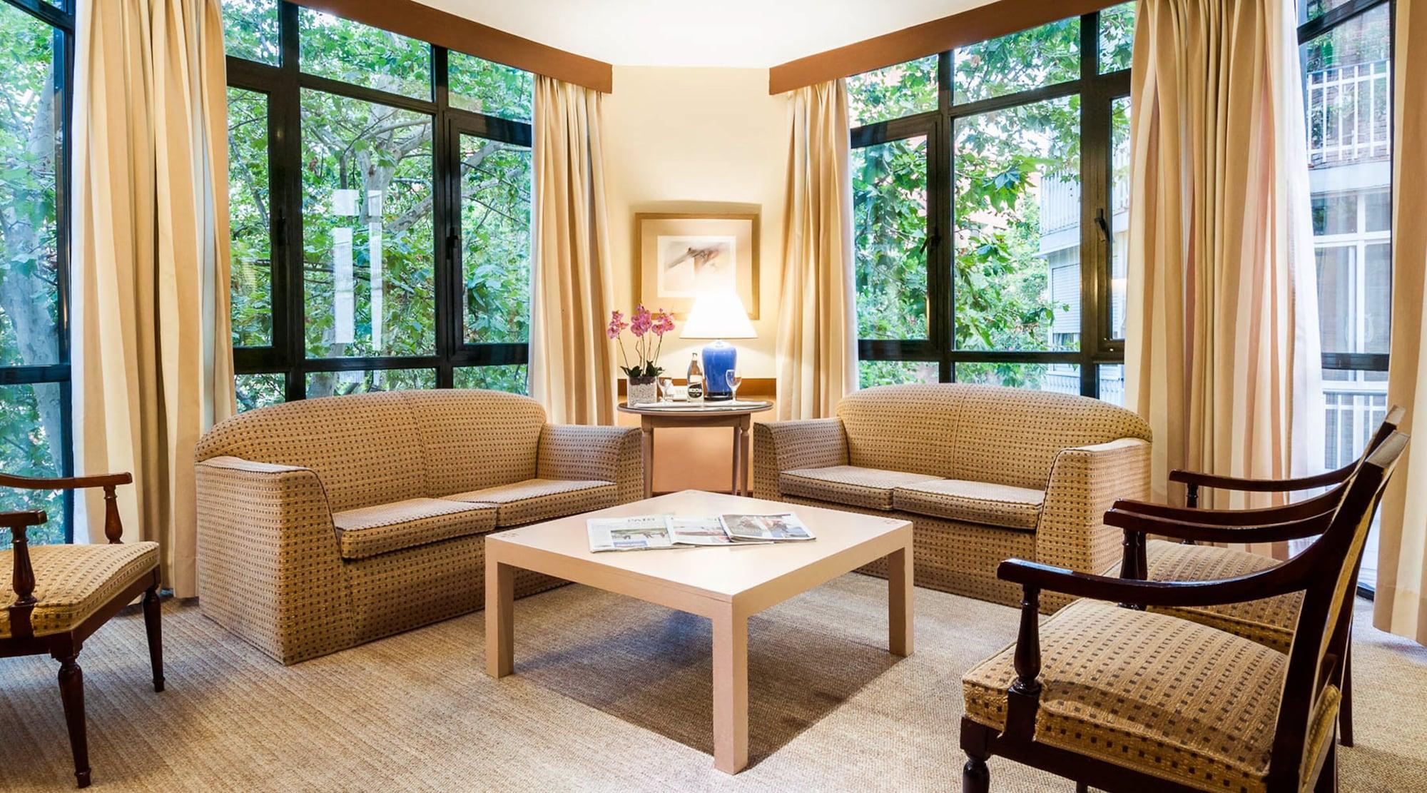 Espahotel Plaza Basilica Madrid Dış mekan fotoğraf