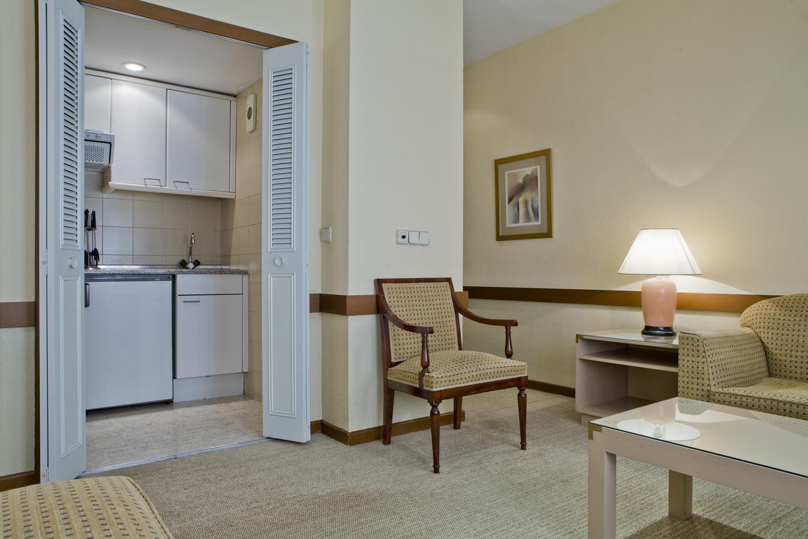 Espahotel Plaza Basilica Madrid Oda fotoğraf